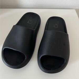 Urban Outfitters Black Slide Sandals